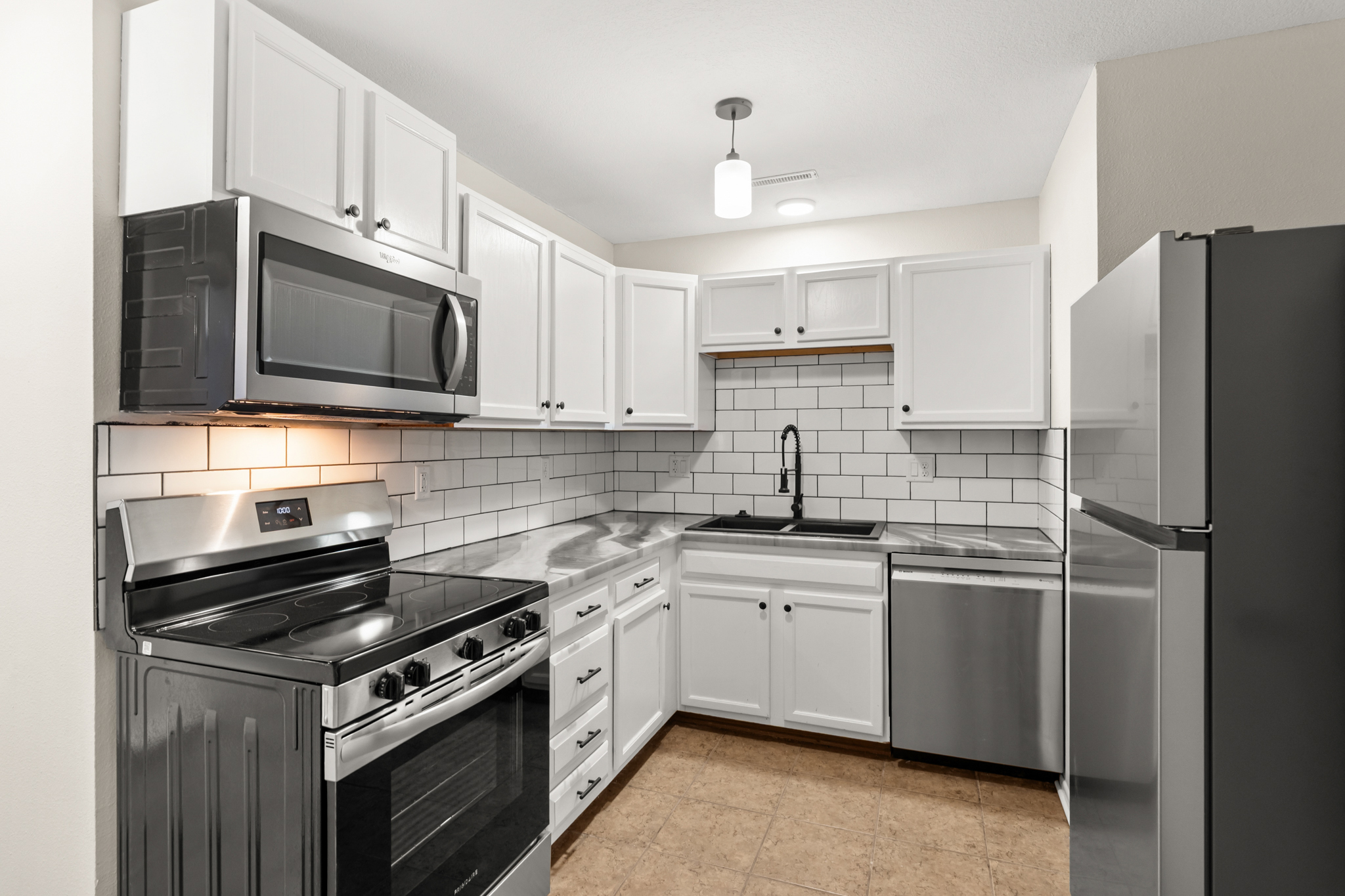 428 Stonehaven Drive - 9